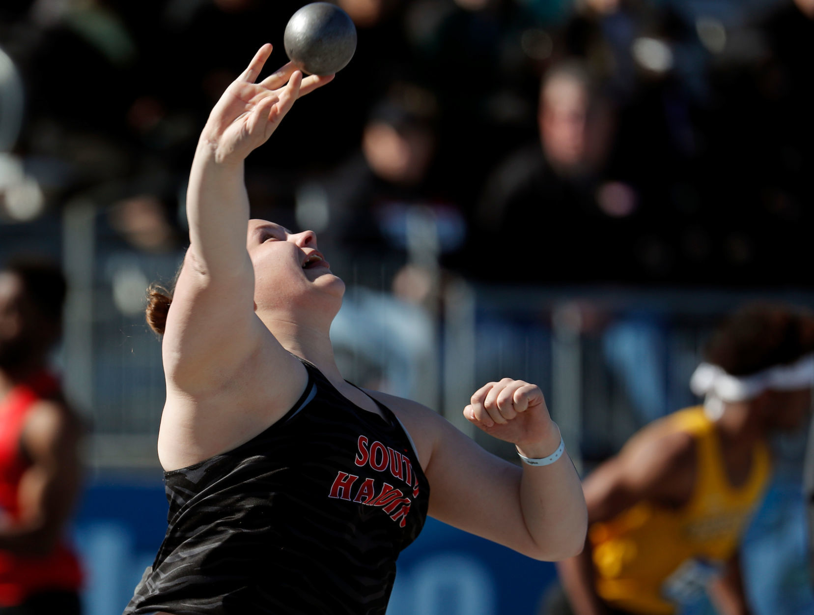 042518mp-DrakeRelays-girls-shot-10